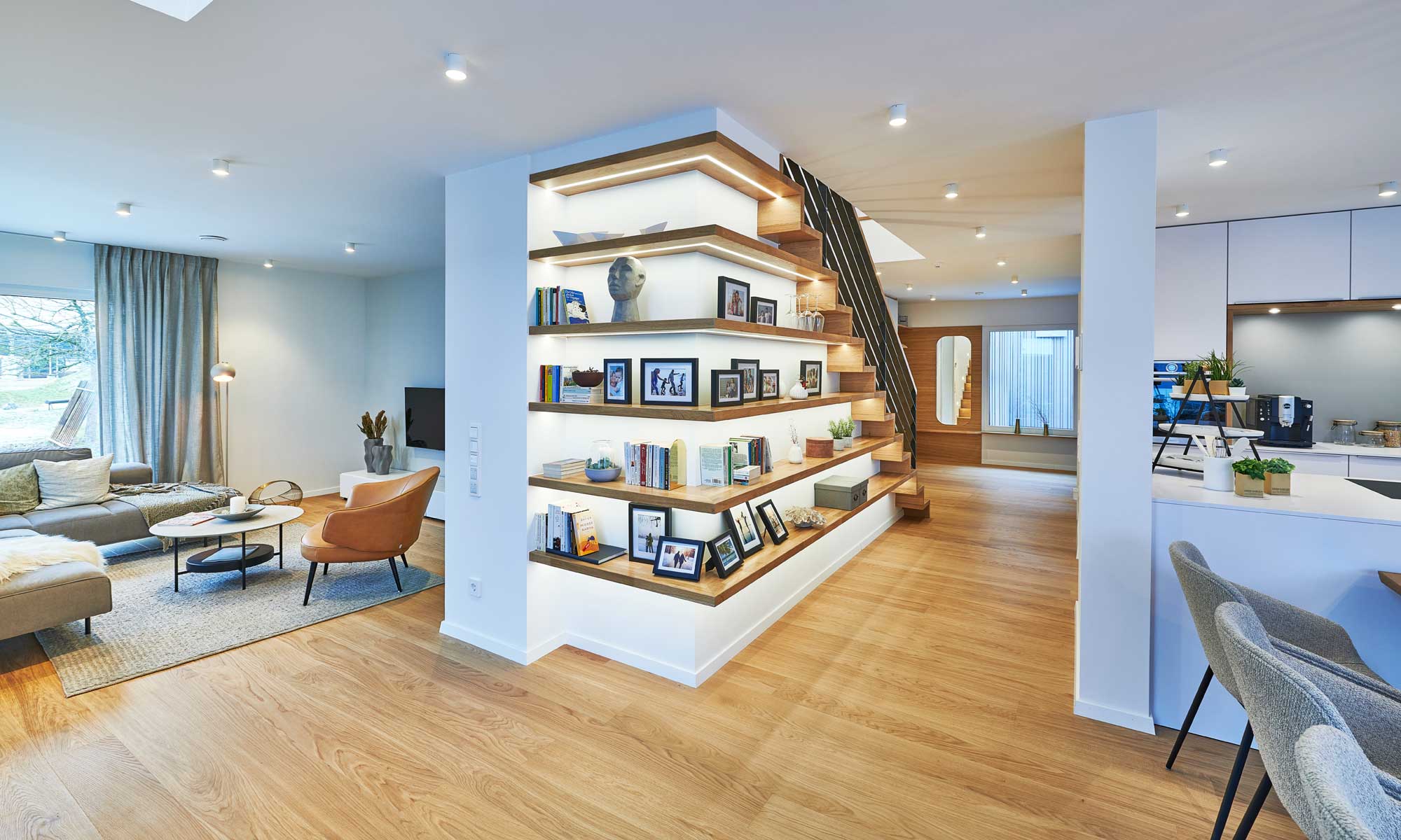 Fertighaus WEISS- Musterhaus Balance-Treppe